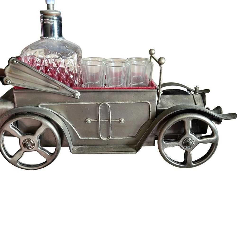 Vintage Gin/Scotch Car Decanter & 6 Glasses Music Box Plays‎ "How Dry I Am”